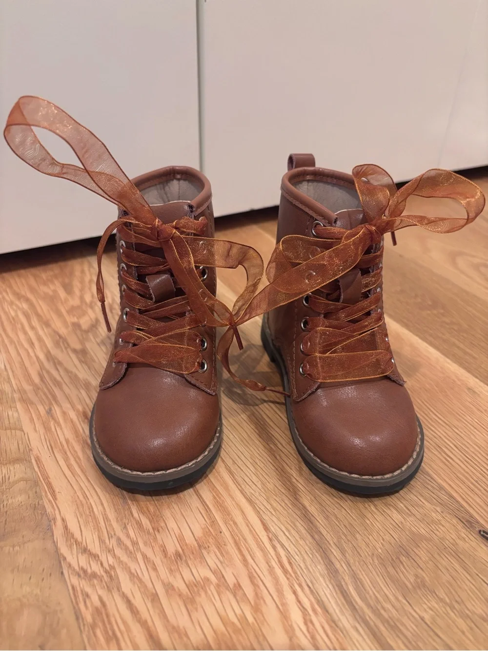 A Bear Co. lace up combat boots. 6T.